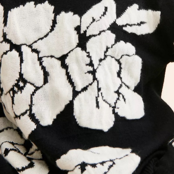 Anthropologie - Picture 3 of 3